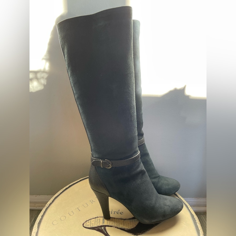 Alfani Tosha Navy Blue Suede heeled boots size 6